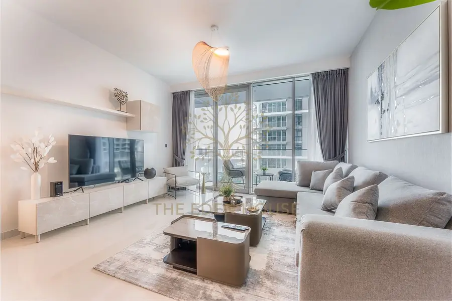 Coastal View 2BR | Beachfront Living