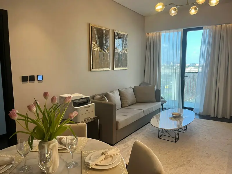Premium Furnished Unit l Pool View l Smart Home
