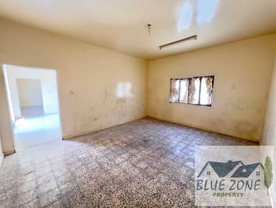 مستودع  للايجار في أم رمول، دبي - IMG_5743. jpg