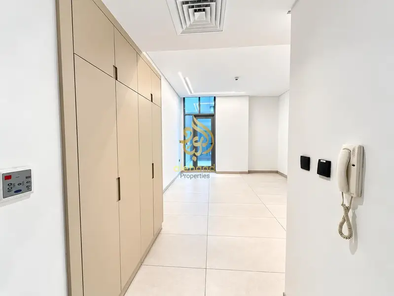 Terrace studio apartment available now with all amenties nearby metro