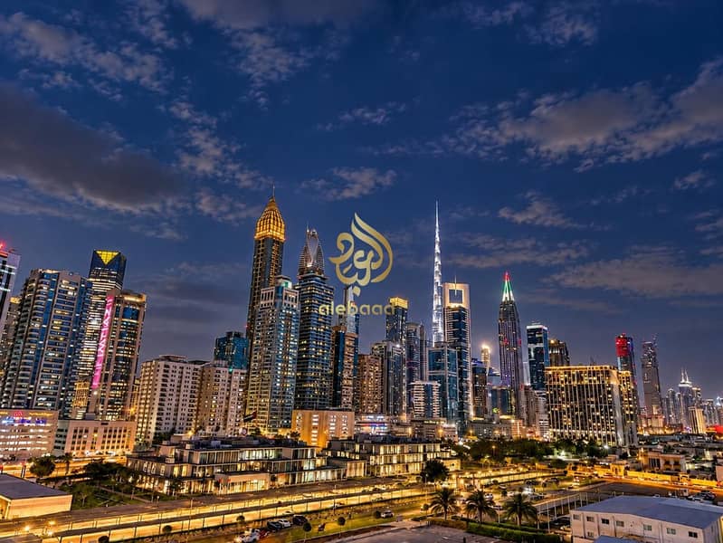 Sheikh zayed view 2br apartment available now family place very close to metro