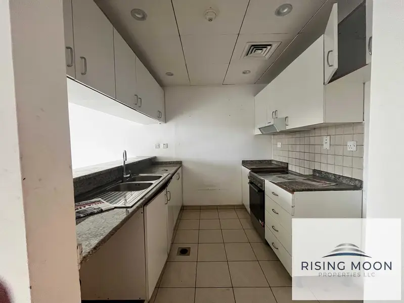 UPGRADED 3BR LAUNDRY FOR RENT IN GREENS