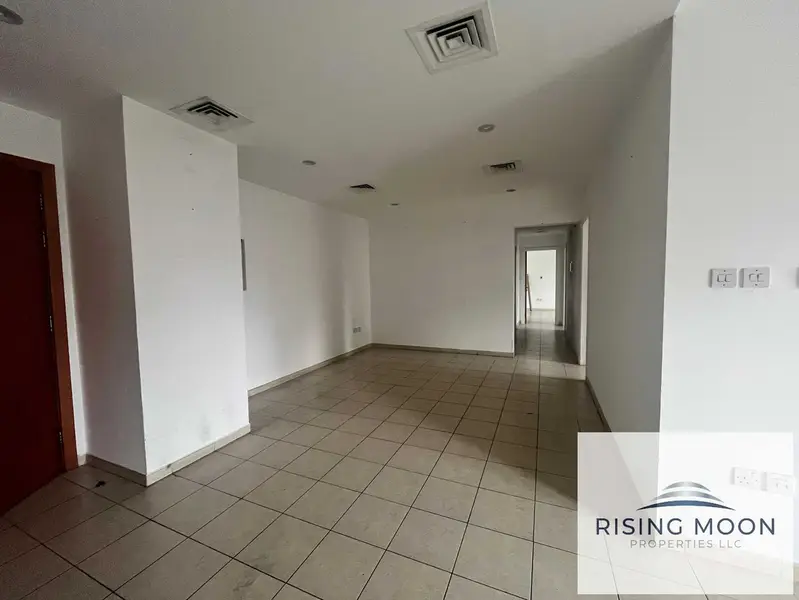 UPGRADED 3BR LAUNDRY FOR RENT IN GREENS