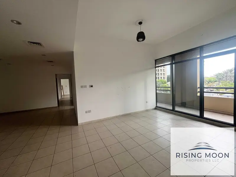 UPGRADED 3BR LAUNDRY FOR RENT IN GREENS