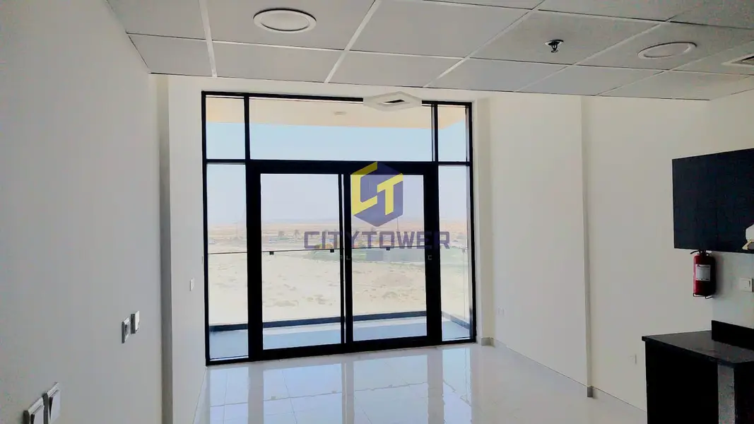 Bright Studio | Desert & City Views | Balcony Access