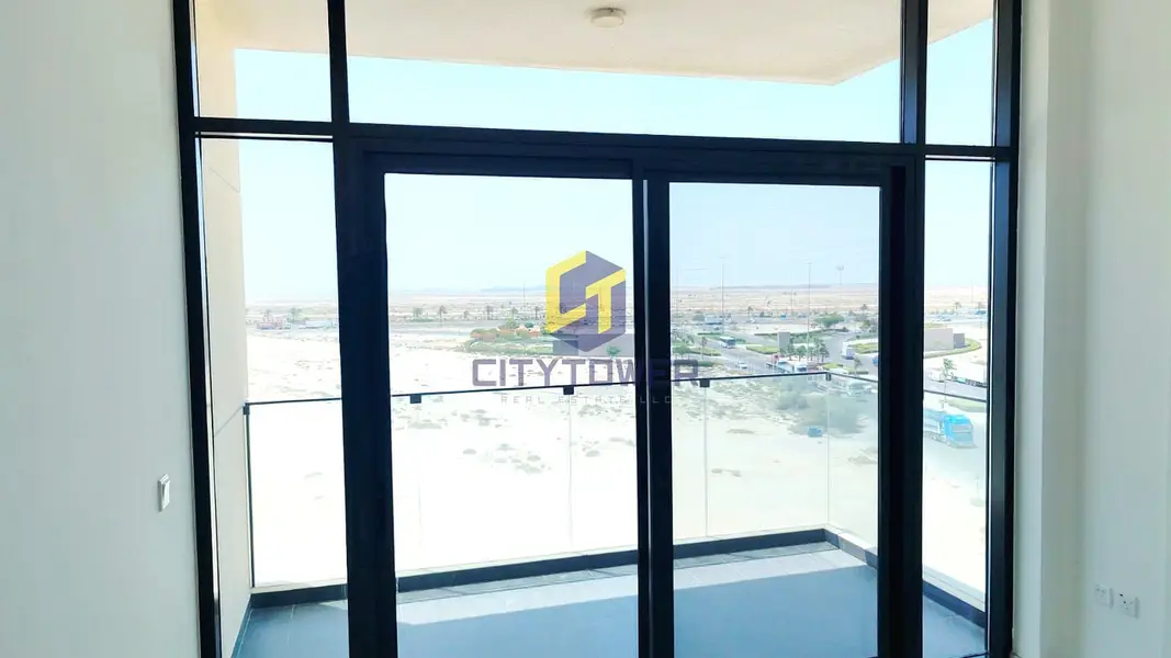 Bright Studio | Desert & City Views | Balcony Access