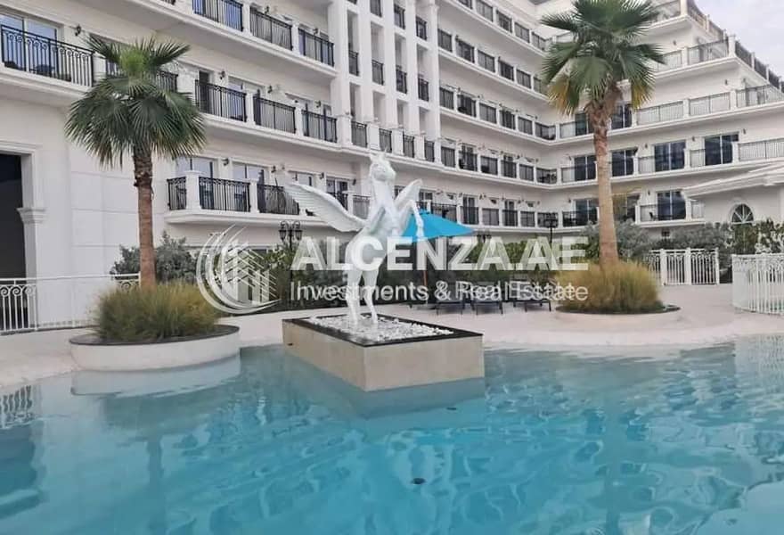 LUXURY WELLNESS | UNFURNISHED | COMMUNITY VIEW