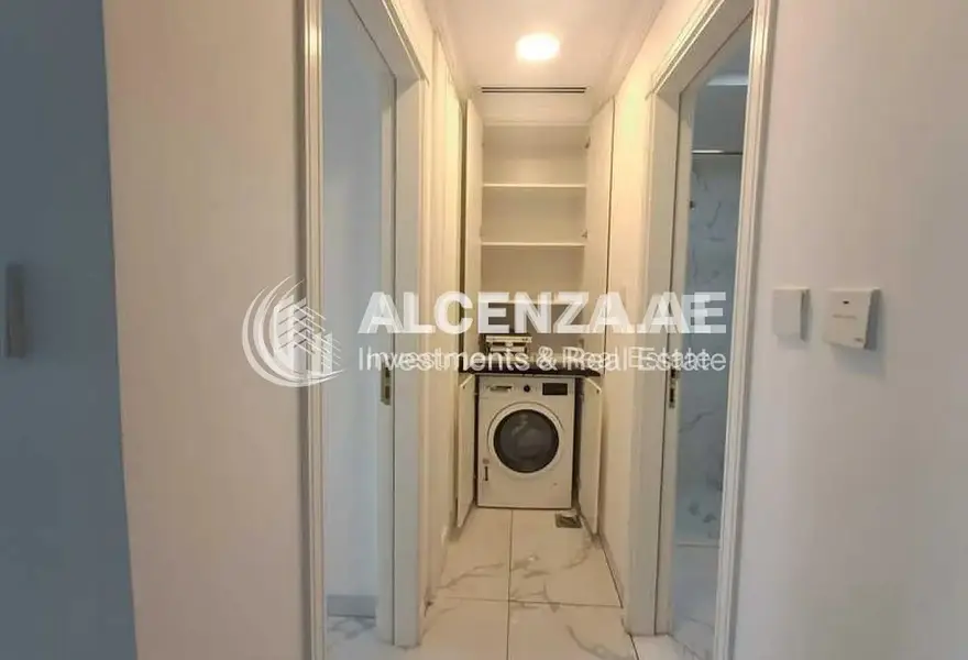 LUXURY WELLNESS | UNFURNISHED | COMMUNITY VIEW