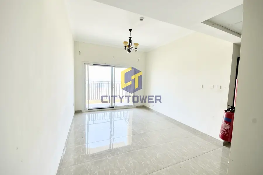 Bright 1BR Apartment | Sandy Avenue - 7 Seasons | Balcony & City Views