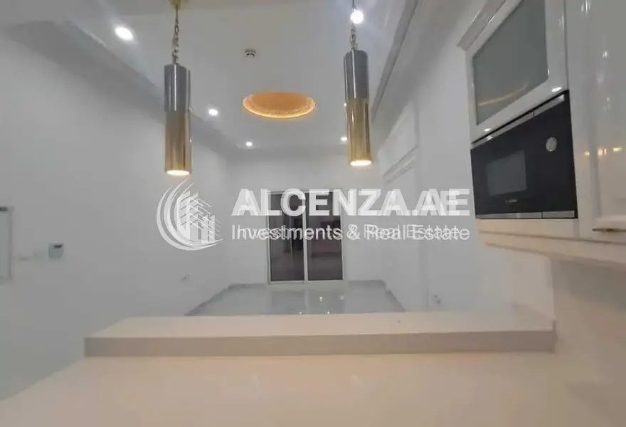 LUXURY WELLNESS | SPACIOUS | COMMUNITY VIEW