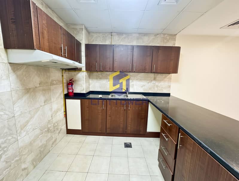 8 DLRC-Dlrc-Maya-3-large-Elegent-Spacious-Open-Kitchen. jpg