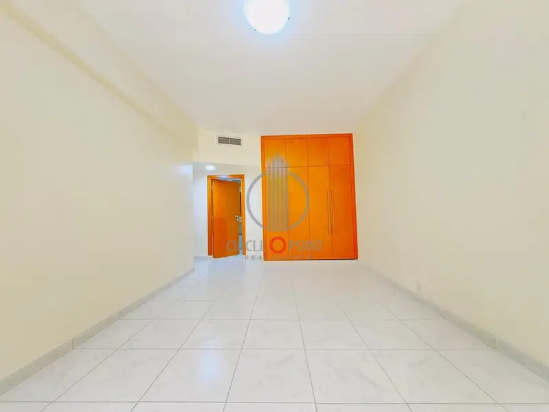 Huge Layout 2 Bedroom Hall_Modern Finishing With All Amenities_Near To Metro