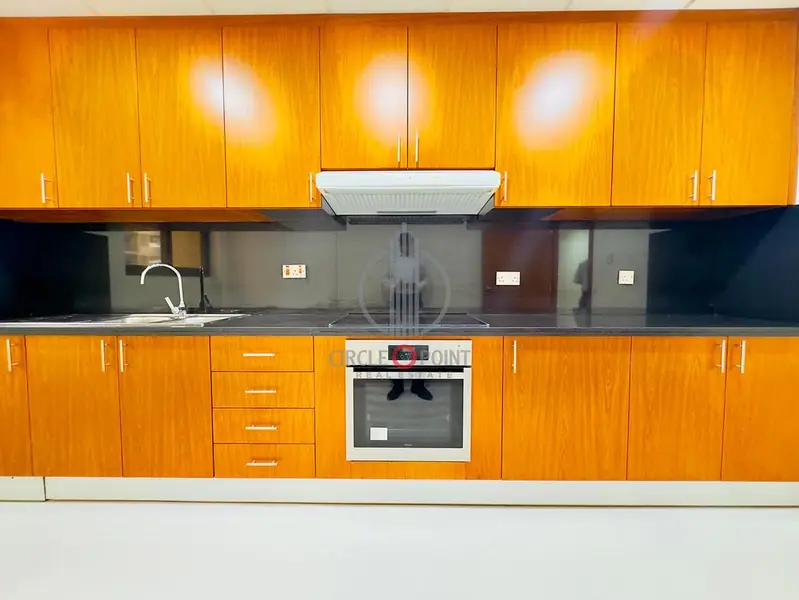 Huge Layout 2 Bedroom Hall_Modern Finishing With All Amenities_Near To Metro