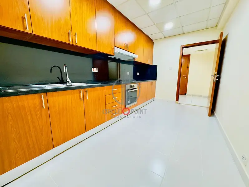 Huge Layout 2 Bedroom Hall_Modern Finishing With All Amenities_Near To Metro