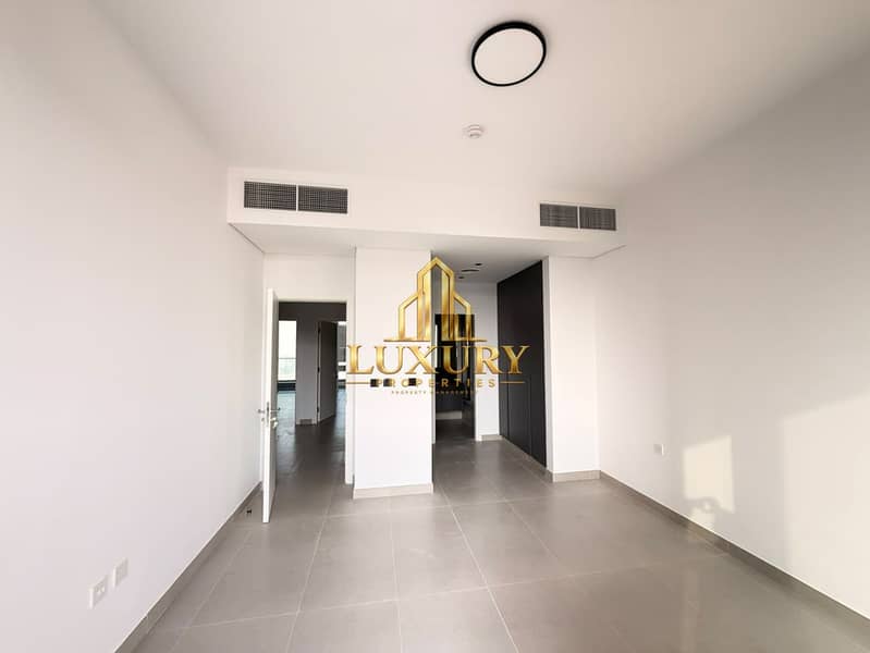 8 Brand New 4BR Standalone Villa | Saro | Landscaped Garden | Best Price