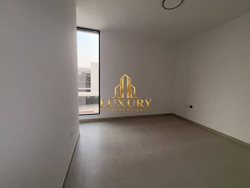 18 Brand New 4BR Standalone Villa | Saro | Landscaped Garden | Best Price