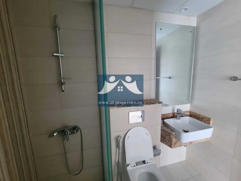 Big Corner 3BR | Multiple Balconies | City Views | Natural Light