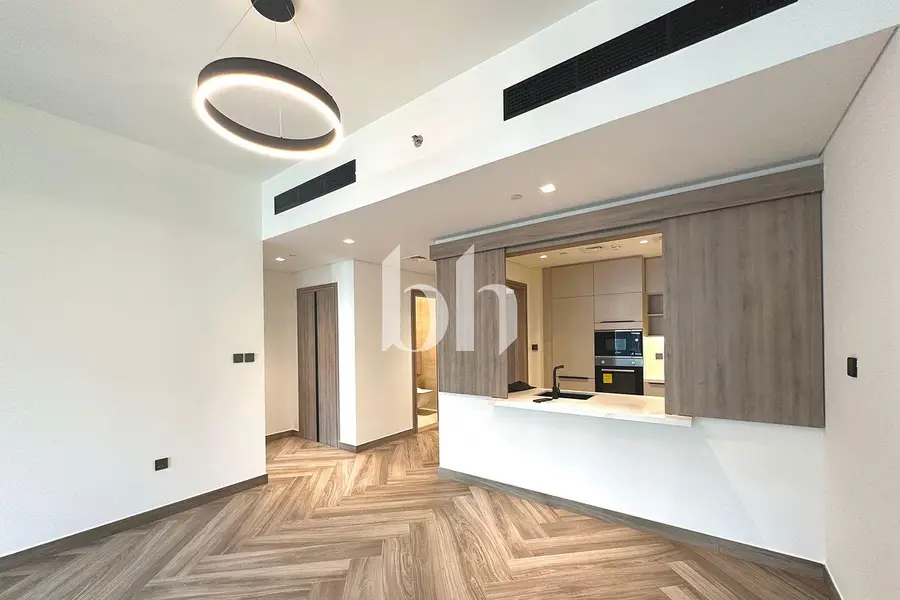 Luxury Living | Spacious | Large Balcony