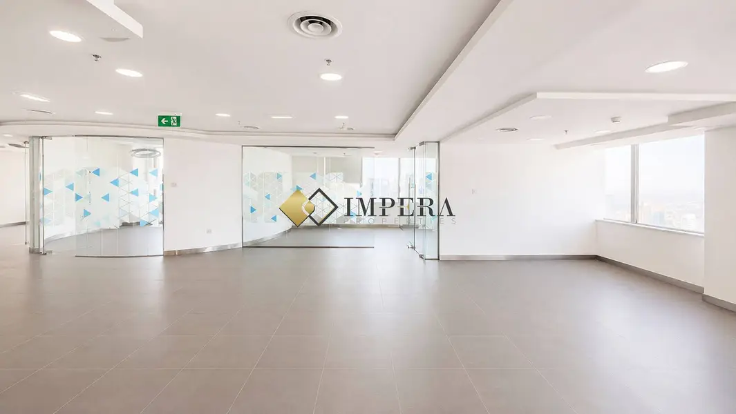 FITTED| DDA LICENSE| CHILLER FREE| NEAR METRO