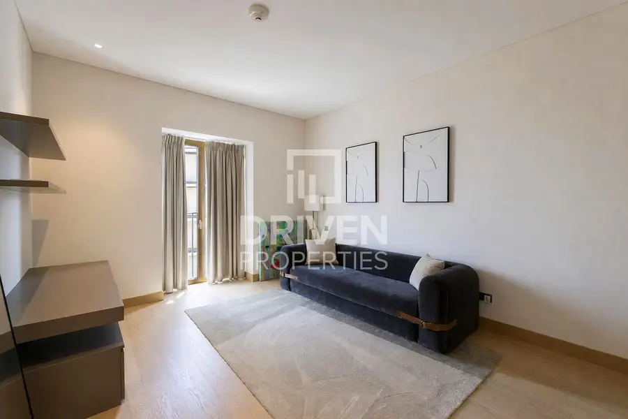 Tenanted | Luxury Furnished Apt | Spacious