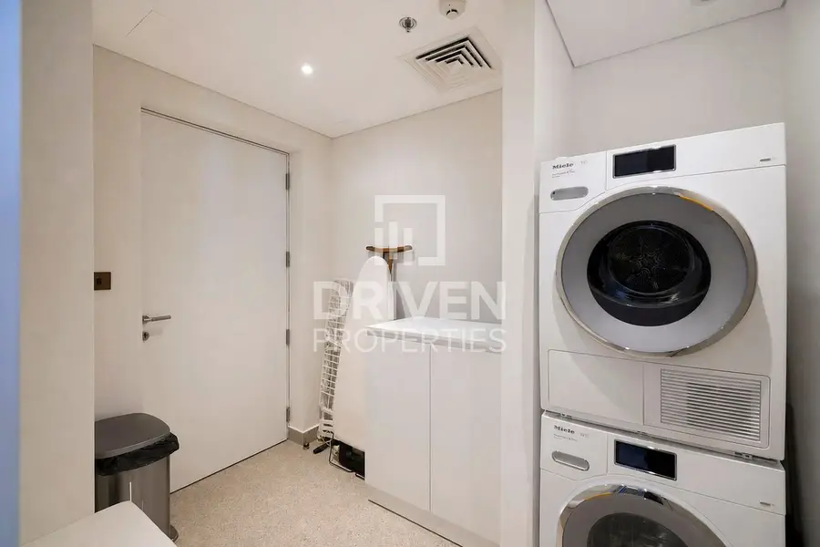 Tenanted | Luxury Furnished Apt | Spacious