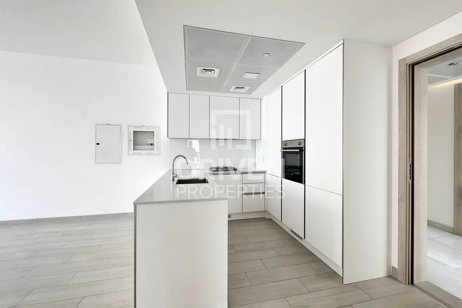 Spacious Layout | Investors Deal | Vacant
