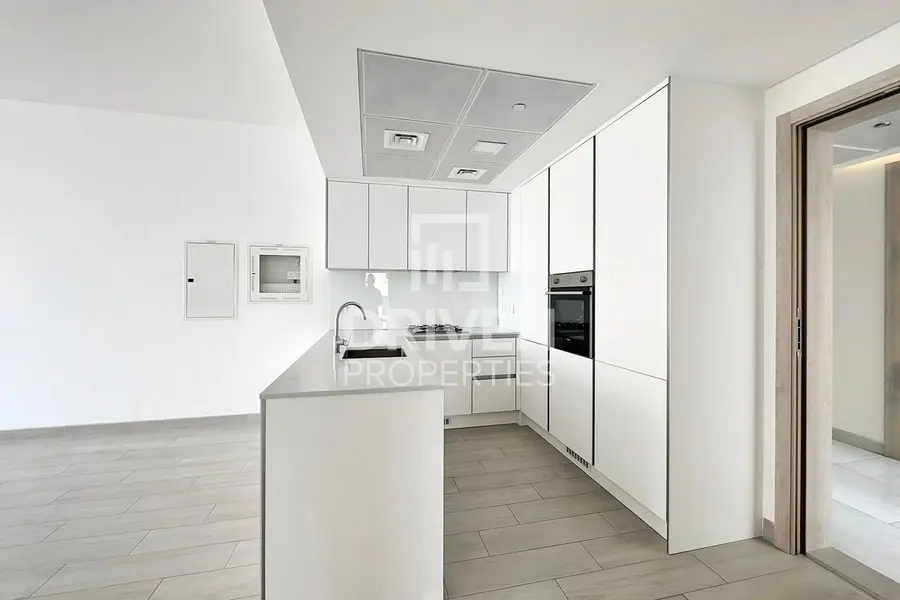 Spacious Layout | Investors Deal | Vacant