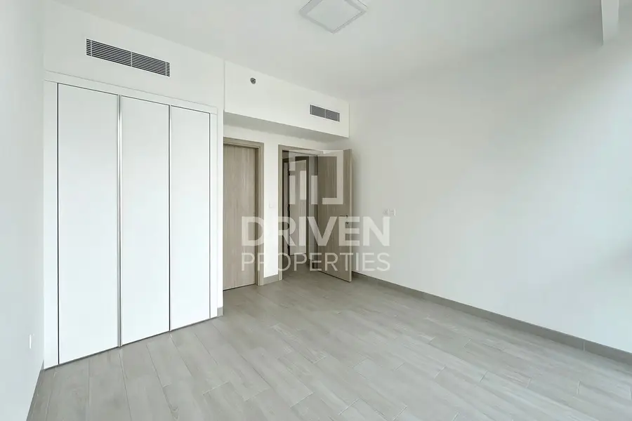 Spacious Layout | Investors Deal | Vacant
