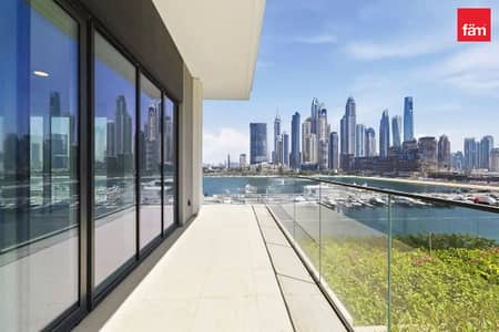 3 Bedroom Apartment for Sale in Dubai Harbour, Dubai - Full Marina View | Resort Style Living 3 Bedroom Apartment for Sale in Dubai Harbour, Dubai - Full Marina View | Resort Style Living