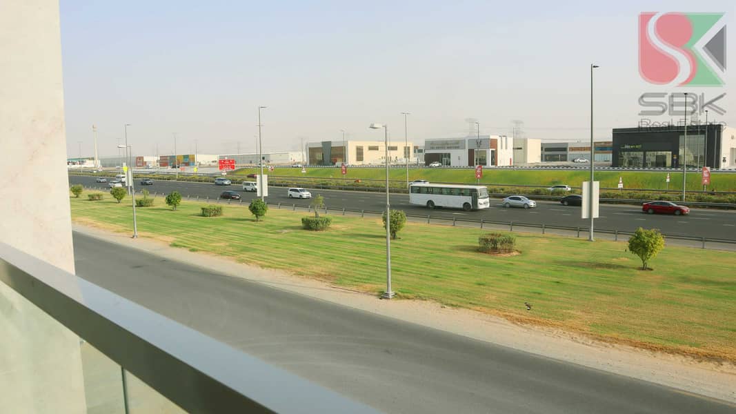 3 bV7mcITc35FL4xEpQ5eGHhR4O12i0OV7w3kAJiFx. jpg