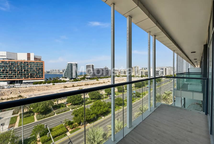 Ready to Move | Prime Location | Spacious Duplex Ready to Move | Prime Location | Spacious Duplex