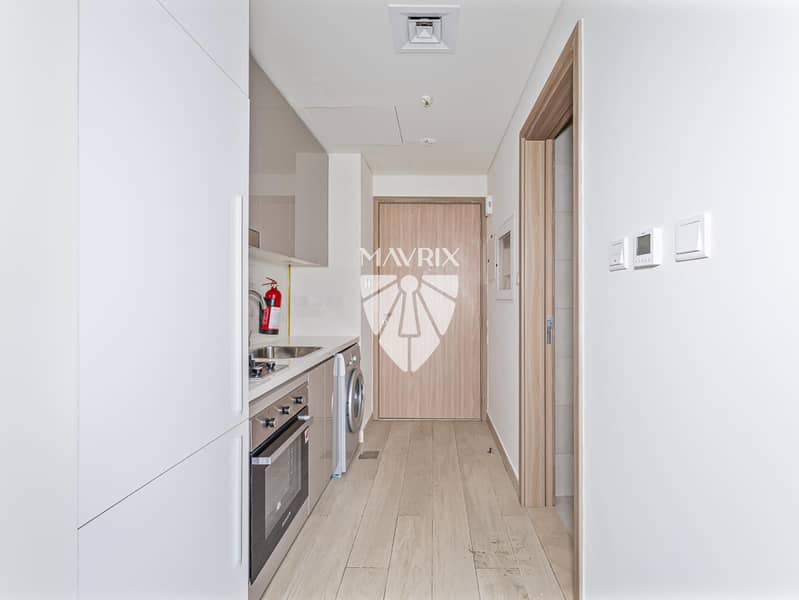 8 Image 8