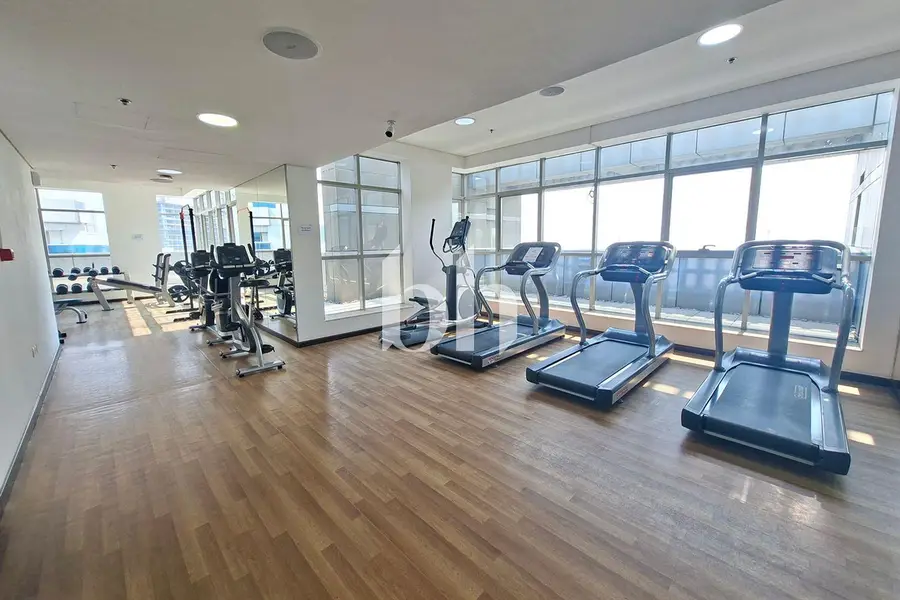 2 BR | High Floor | Upgraded | Furnished | Vacant