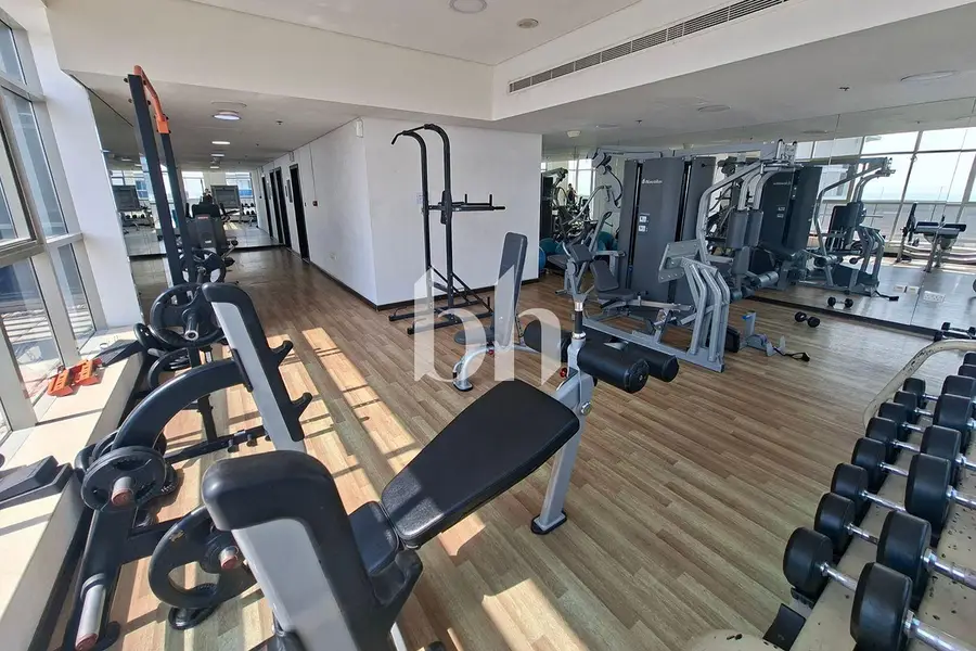 2 BR | High Floor | Upgraded | Furnished | Vacant