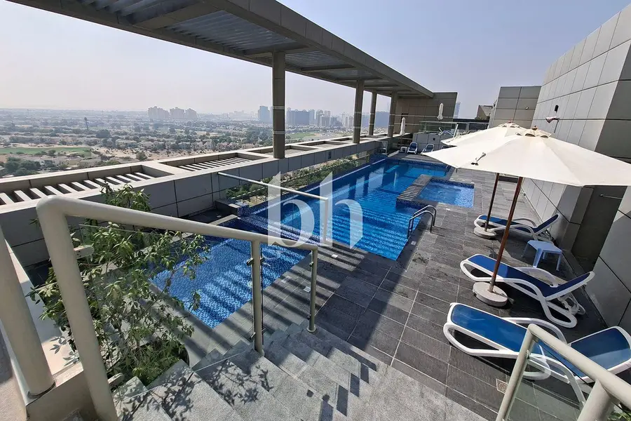 2 BR | High Floor | Upgraded | Furnished | Vacant