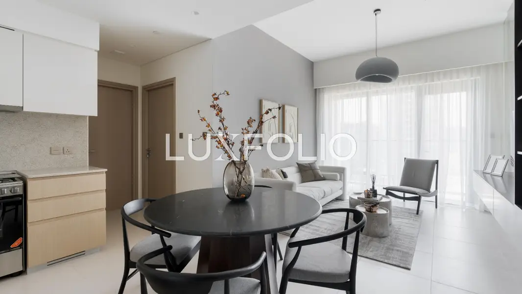Fully Furnished | Large Balcony | VOT
