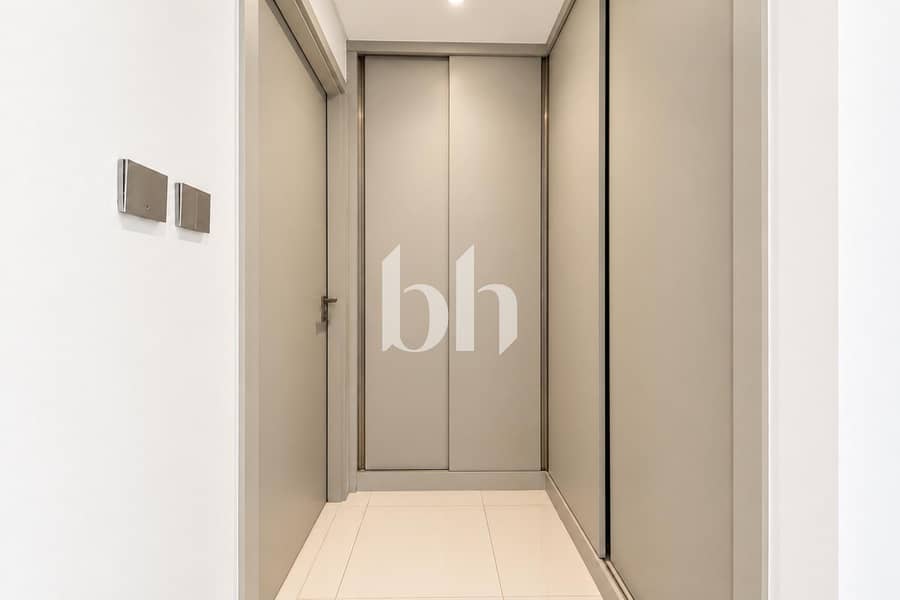 8 images image img
