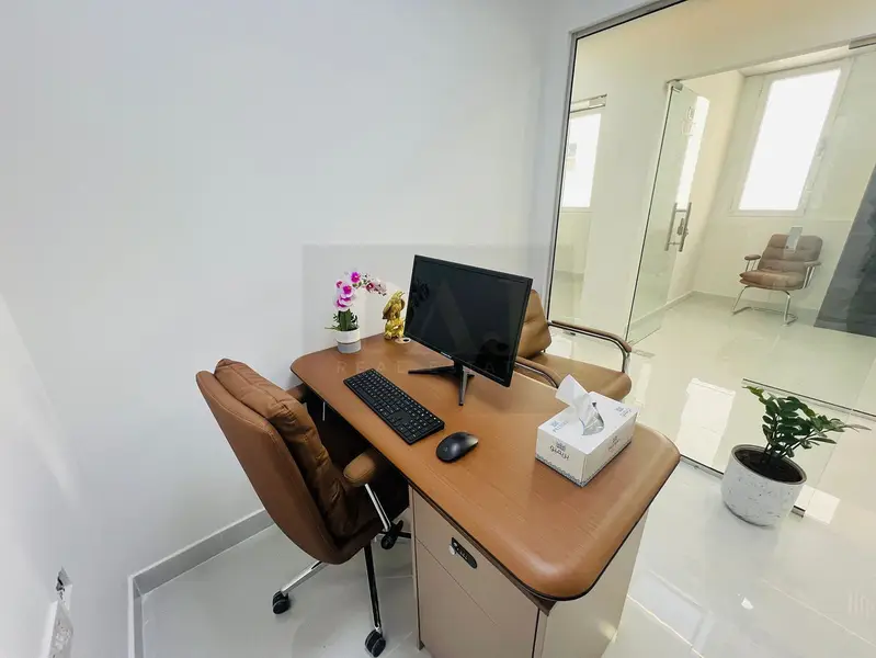 Affordable Office with Bank Account Assistance |Free Amenities