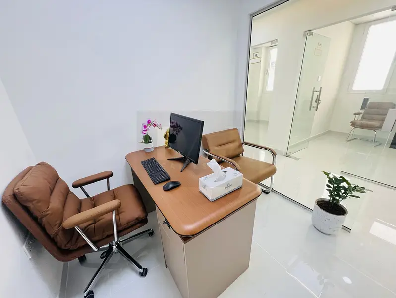 Affordable Office with Bank Account Assistance |Free Amenities