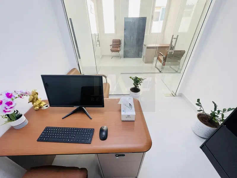 Affordable Office with Bank Account Assistance |Free Amenities