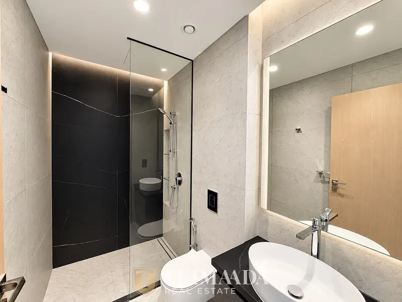 Downtown View Studio | Peninsula Four | Great Location