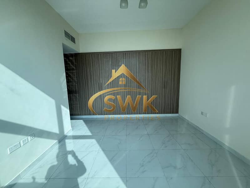 SPECIOUS 1BED ROOM APARMENT FRONT OF METRO | Bayut.com