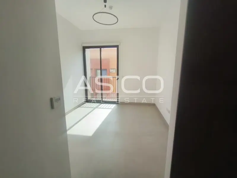 Budget Office | Busy Area | Deira | Hot Deal