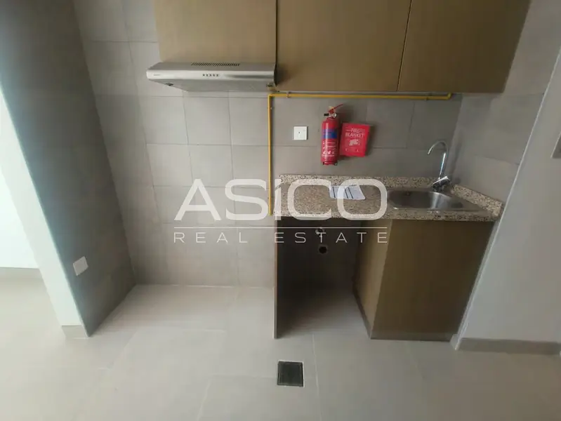 Budget Office | Busy Area | Deira | Hot Deal