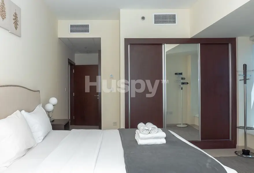 Furnished | Mid Floor | Community View