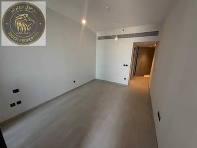 Студия в аренду в Бизнес Бей, Дубай - living room 3. jpeg Студия в аренду в Бизнес Бей, Дубай - living room 3. jpeg