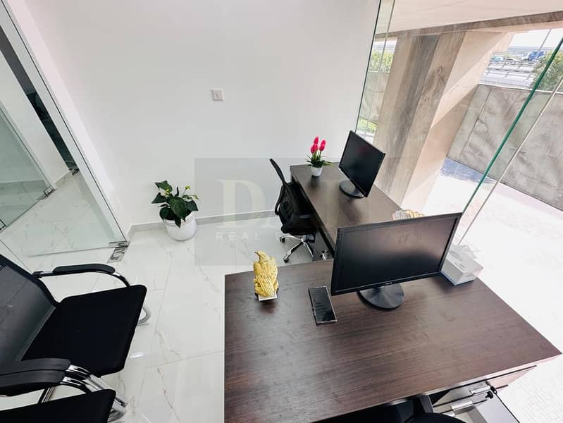 4 5671eb83-8ec7-4956-80b0-e95bcccca870. jpg