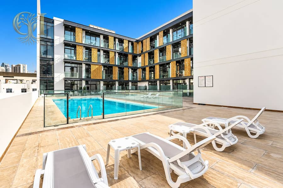 7 Modern Courtyard Pool Retreat. png