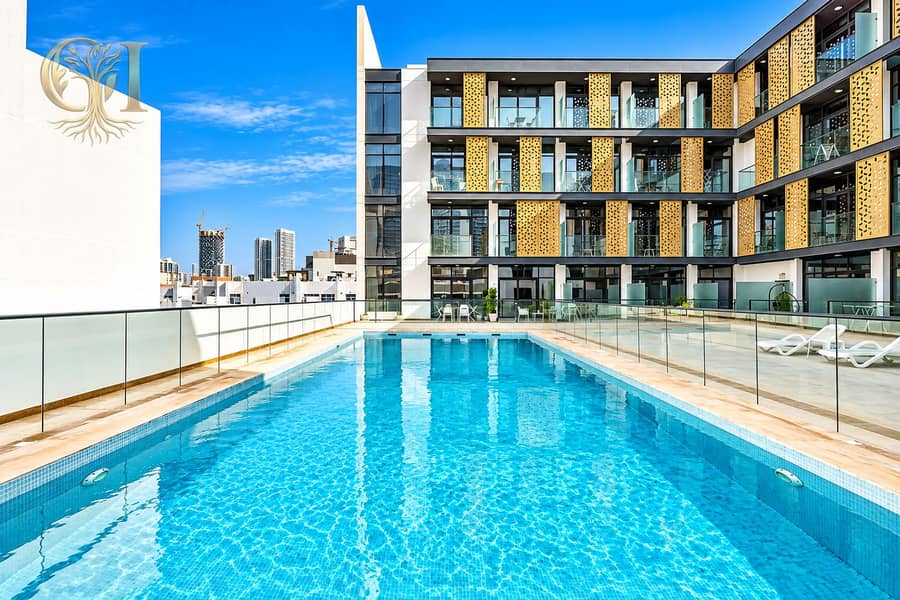 9 Modern Rooftop Pool Retreat. png