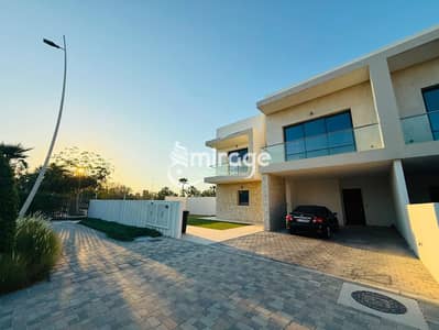 4 habitaciones Villa para en Alquiler en Yas Island, Abu Dhabi - WhatsApp Image 2026-10-16 at 10.54. 05 AM. jpeg 4 habitaciones Villa para en Alquiler en Yas Island, Abu Dhabi - WhatsApp Image 2026-10-16 at 10.54. 05 AM. jpeg